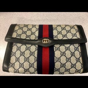 Gucci Parfums Vintage GG Supreme Web Clutch